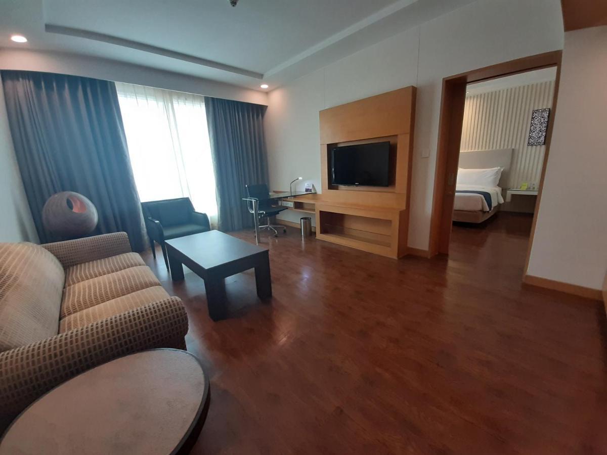 Holiday Inn Amritsar Ranjit Avenue By Ihg Екстериор снимка