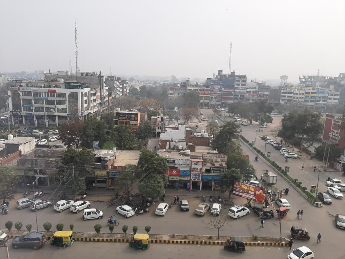 Holiday Inn Amritsar Ranjit Avenue By Ihg Екстериор снимка